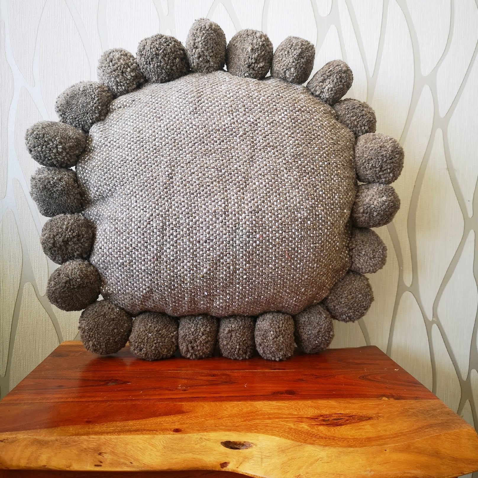 Funda cojín "Ana" gris redondo